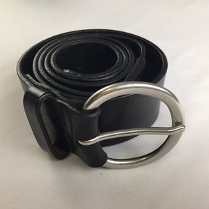 ‼️SOLD‼️ Vintage black leather belt